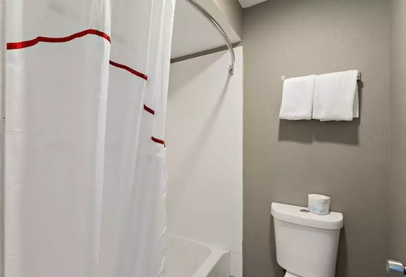 فندق Red Roof Inn Redding