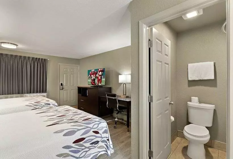 فندق Red Roof Inn Redding