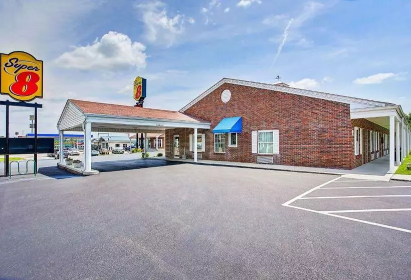 فندق Super 8 By Wyndham Cave City