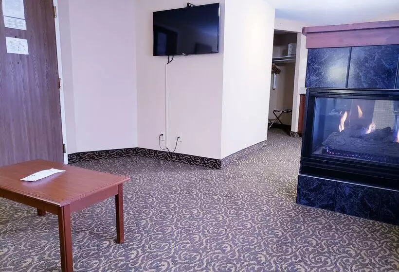 Surestay Plus Hotel By Best Western Black River Falls