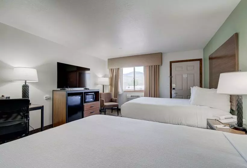 The Ridgeline Hotel At Yellowstone, Ascend Hotel Collection