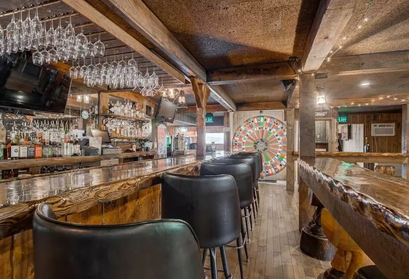 The Ridgeline Hotel At Yellowstone, Ascend Hotel Collection