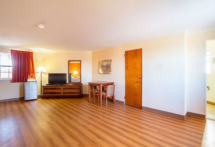 Motel 6 Mechanicsburg