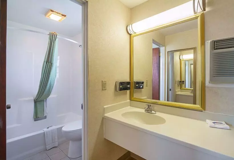 Motel 6 Mechanicsburg