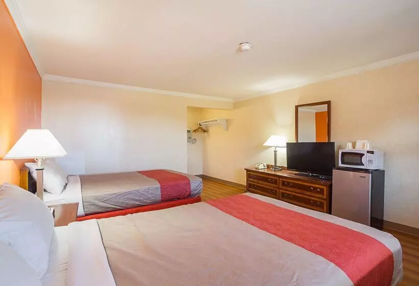 Motel 6 Mechanicsburg