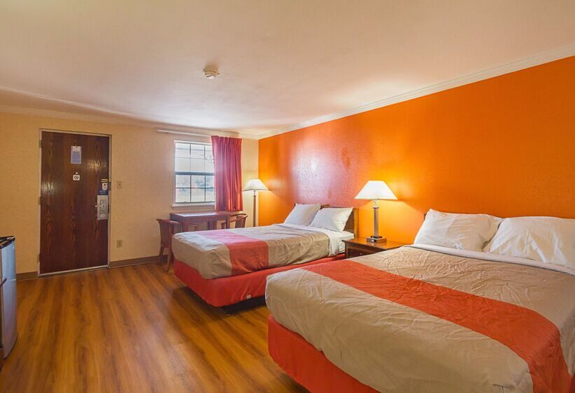 Motel 6 Mechanicsburg