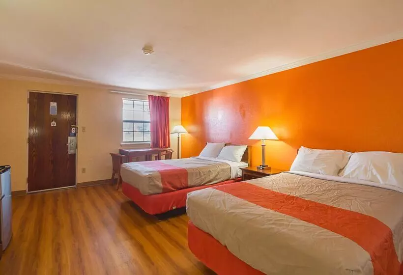 Motel 6 Mechanicsburg