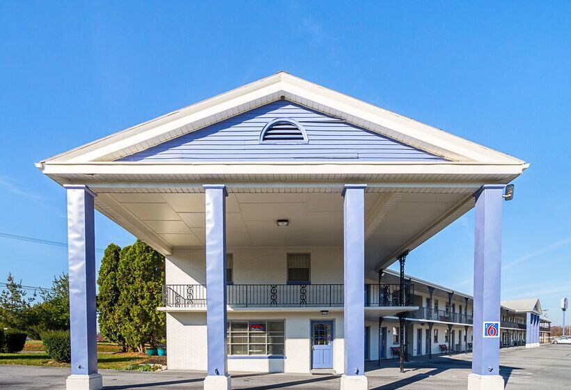 Motel 6 Mechanicsburg