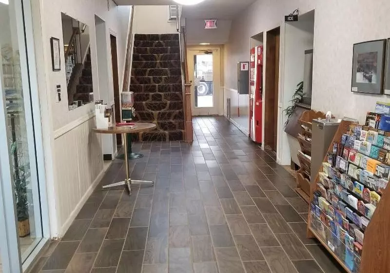 モーテル Island Inn