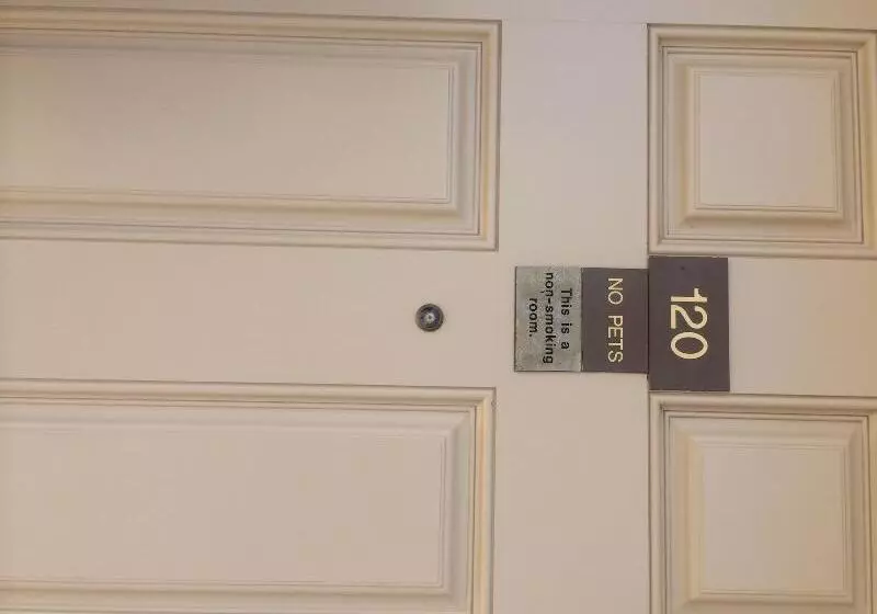 モーテル Island Inn