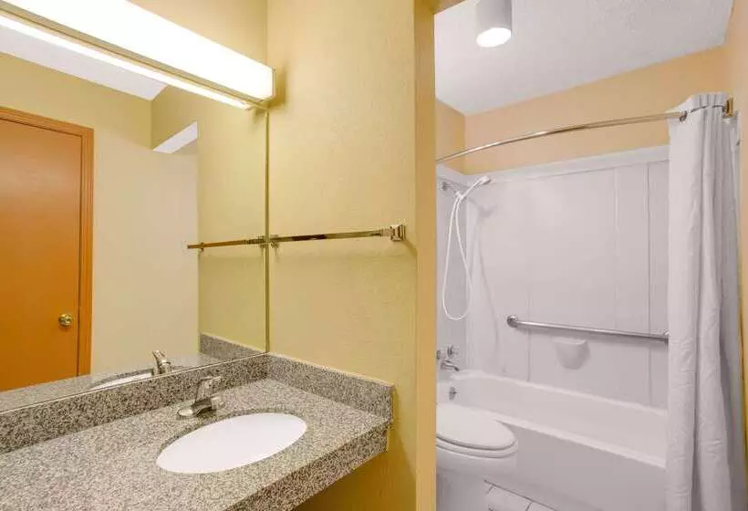 汽车旅馆  Super 8 By Wyndham Monticello Ar