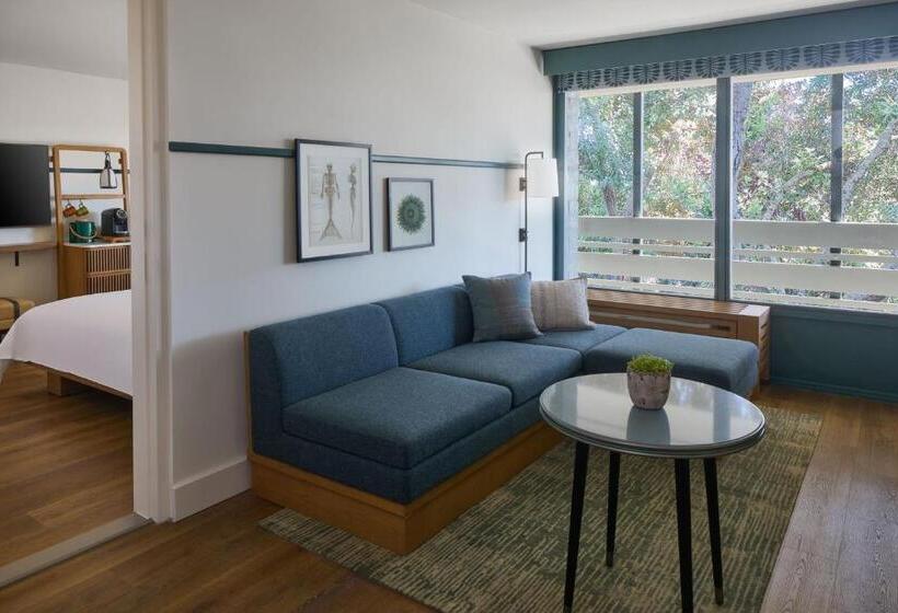 استراحتگاه Monterey Beach Hotel, A Tribute Portfolio