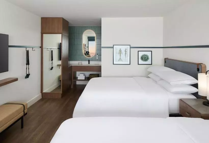 منتجع Monterey Beach Hotel, A Tribute Portfolio