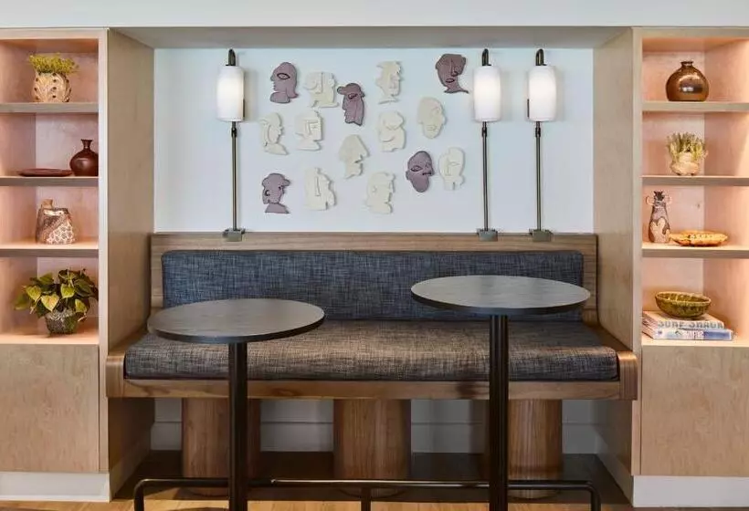 منتجع Monterey Beach Hotel, A Tribute Portfolio