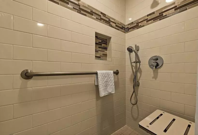 Best Western The Plaza Hotel Honolulu Airport Free Breakfast