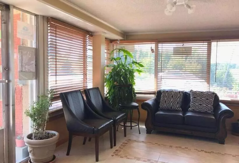 호텔 Americas Best Value Inn & Suites Macon At Sunset Dr