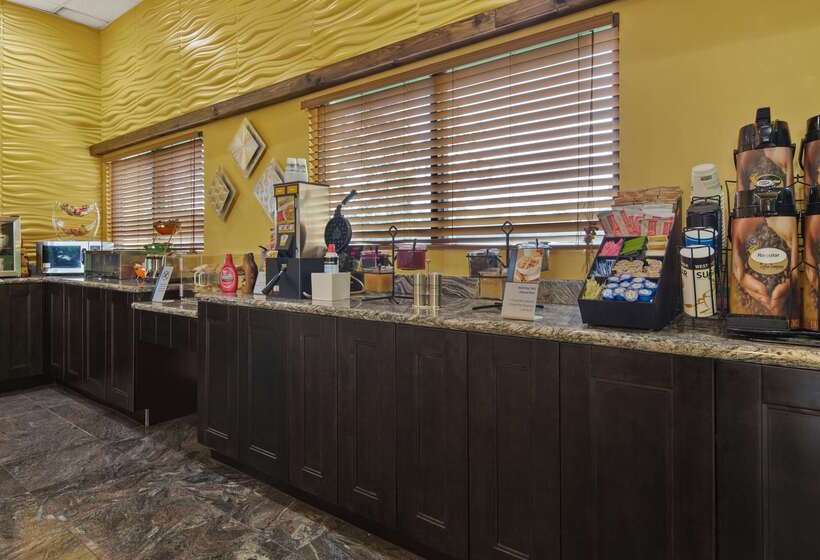 호텔 Best Western Executive Inn