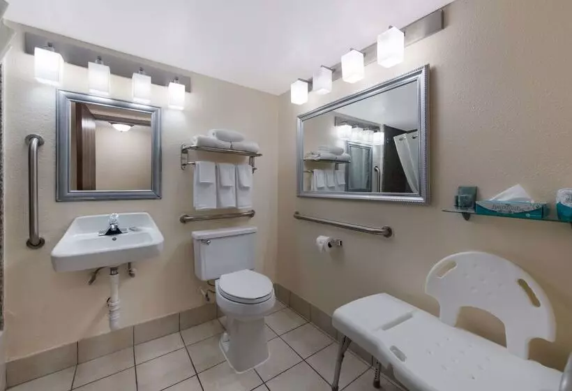 Szálloda Best Western Hampton Coliseum Inn