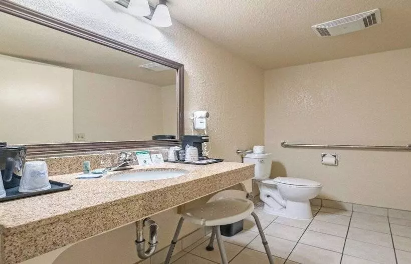 Отель Best Western Roseville Inn