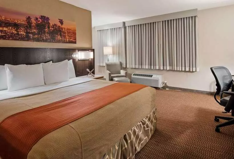 فندق Best Western Royal Palace Inn & Suites