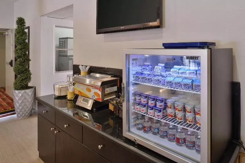 فندق Best Western Royal Palace Inn & Suites