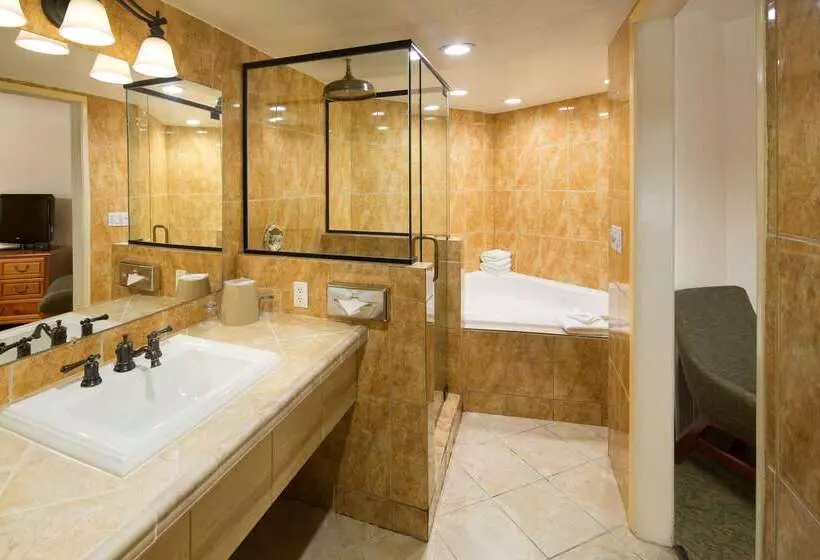 בית מלון כפרי Best Western Seven Seas