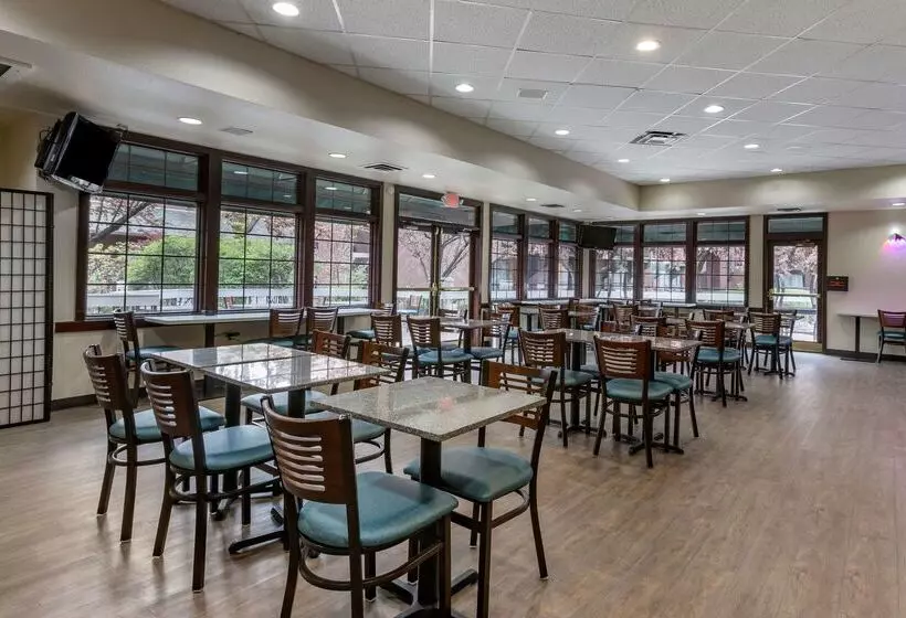 ホテル Best Western Sunridge Inn & Conference Center