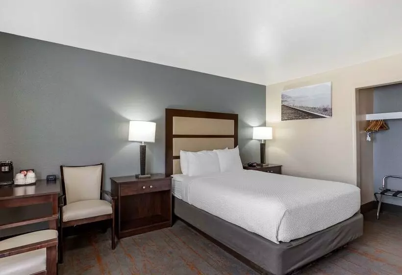 ホテル Best Western Sunridge Inn & Conference Center