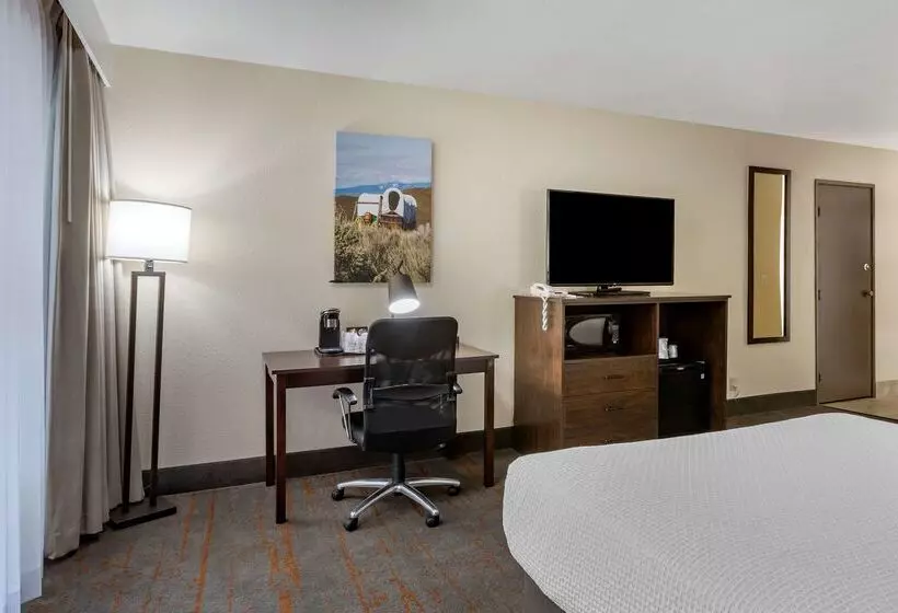 ホテル Best Western Sunridge Inn & Conference Center