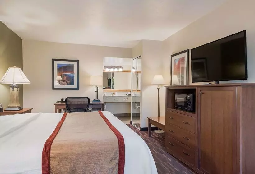 호텔 Best Western Town & Country Inn