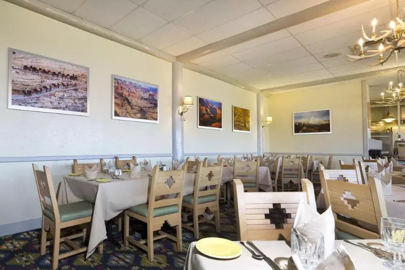 Отель Bright Angel Lodge – Inside The Park