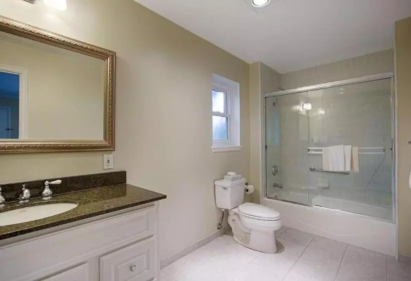 酒店 Carmel Bay View Inn