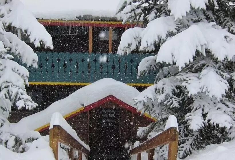 فندق Chateau Apres Lodge