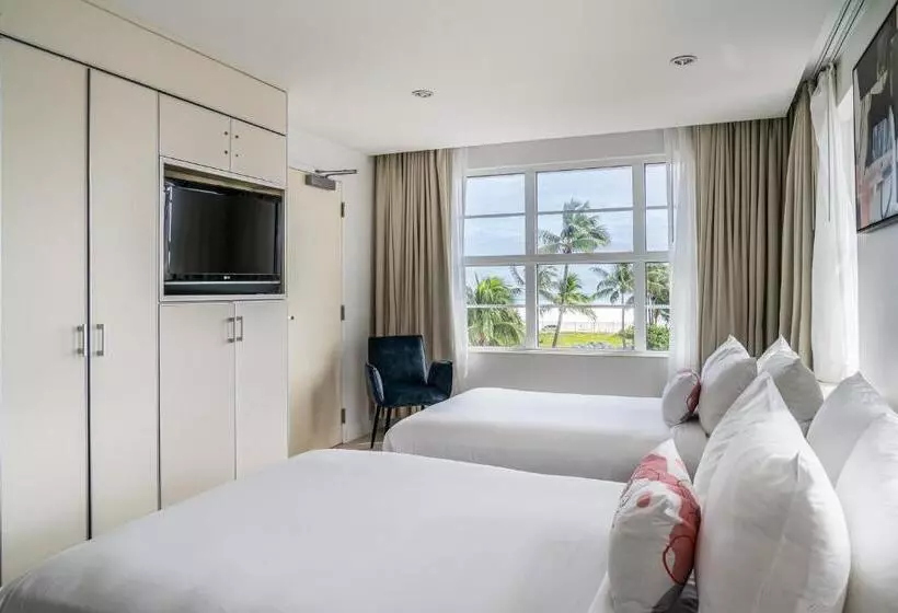 ホテル Clevelander