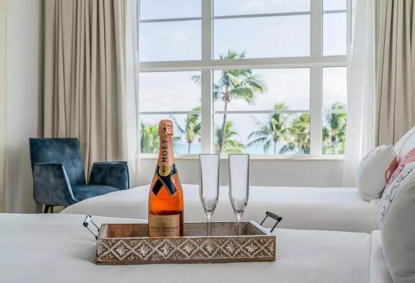 ホテル Clevelander