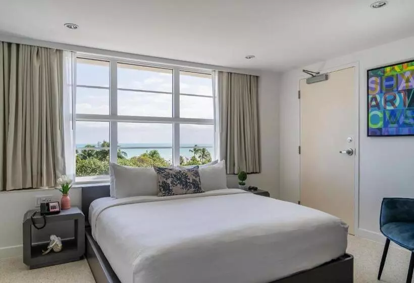 ホテル Clevelander