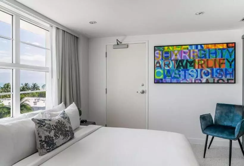 ホテル Clevelander