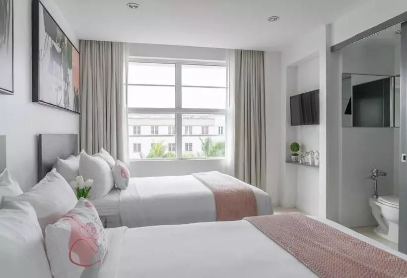 ホテル Clevelander