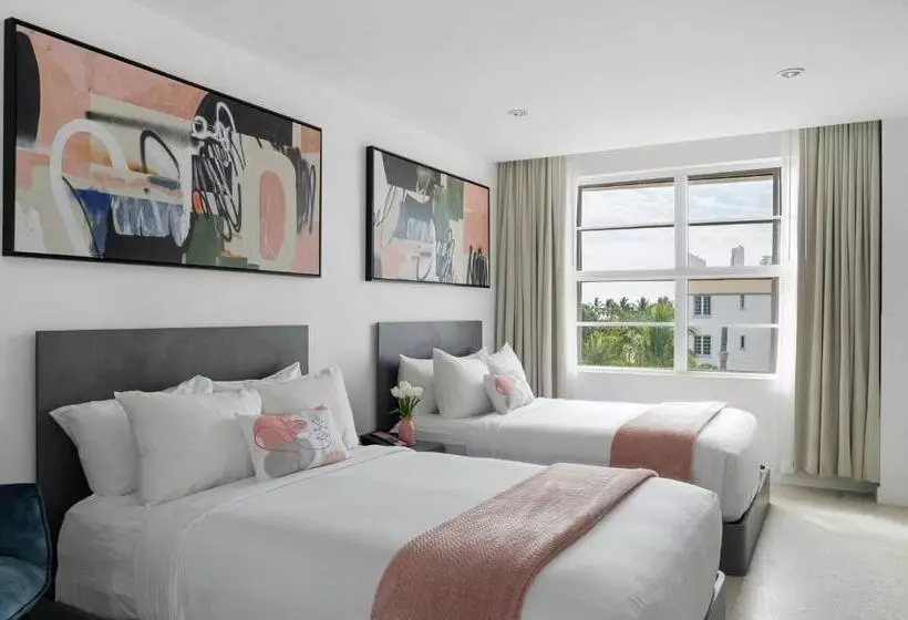 ホテル Clevelander