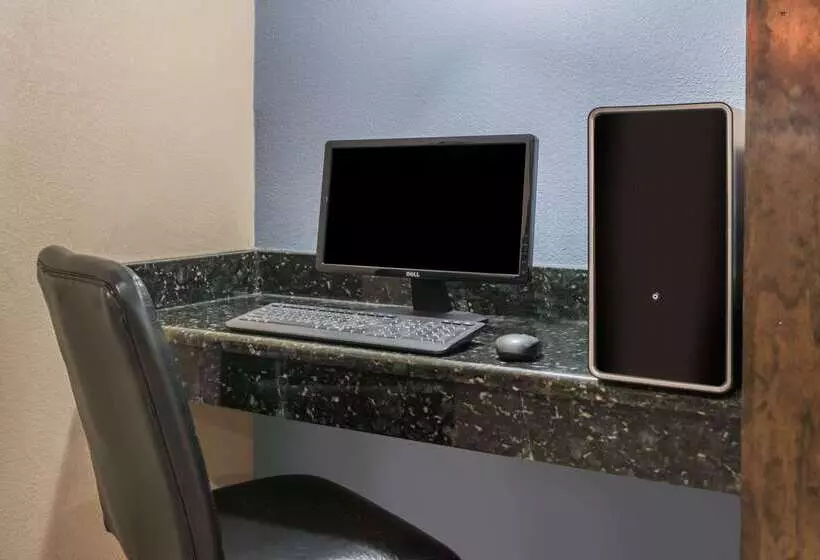 호텔 Days Inn By Wyndham Perryville