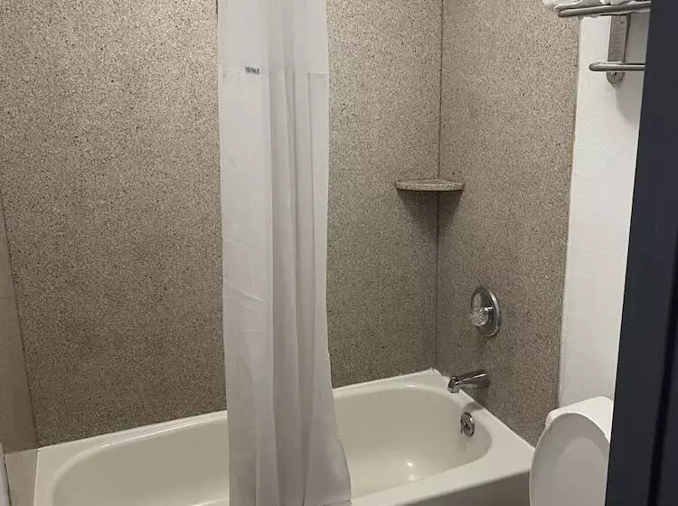 호텔 Days Inn By Wyndham Perryville