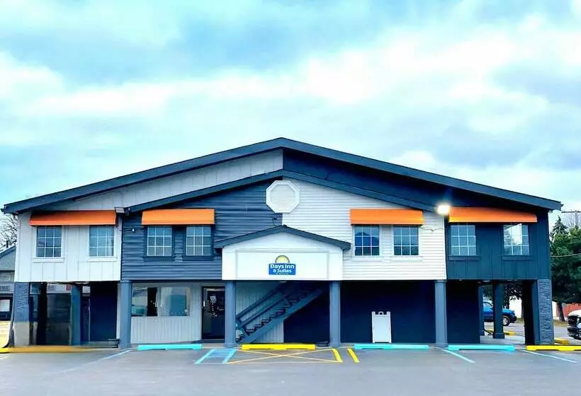 Szálloda Days Inn And Suites By Wyndham Port Huron