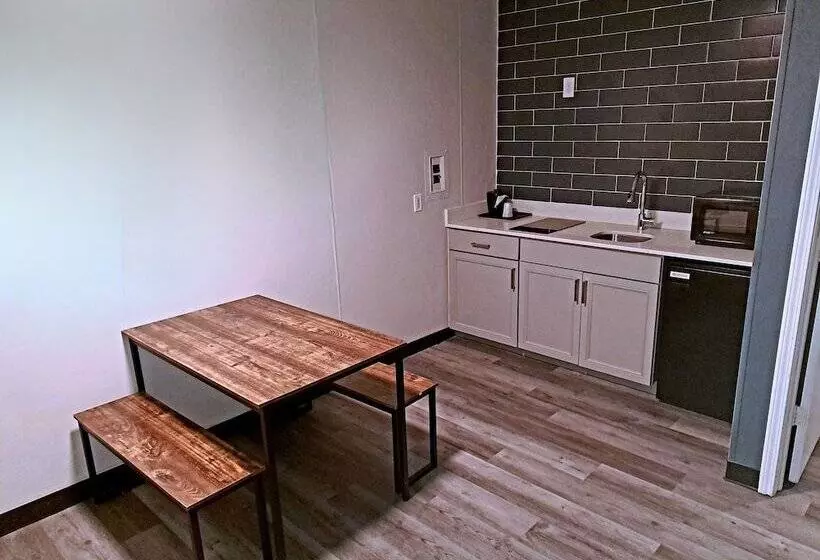 Szálloda Days Inn And Suites By Wyndham Port Huron