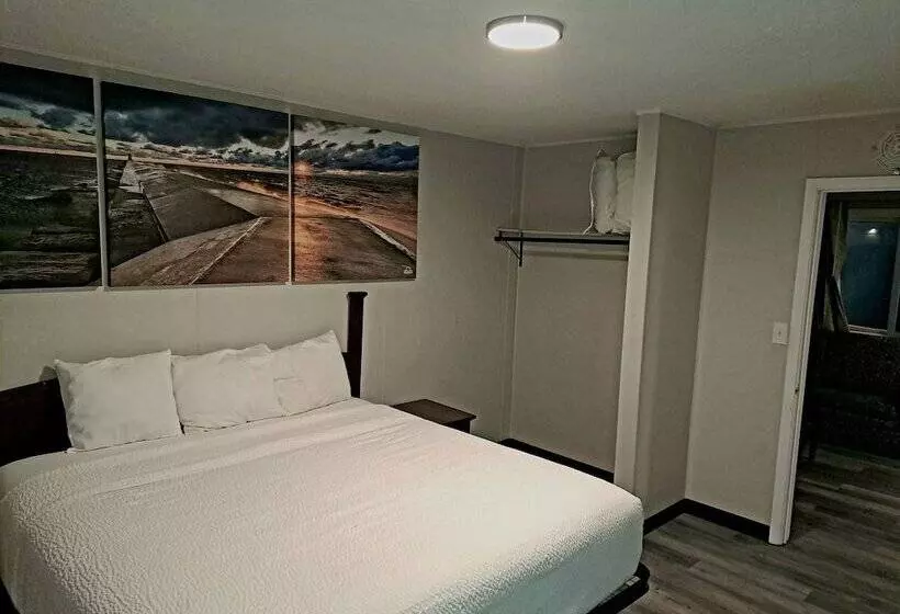 Szálloda Days Inn And Suites By Wyndham Port Huron