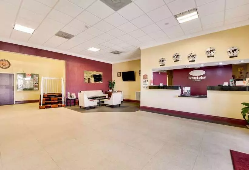 בית מלון כפרי Econo Lodge Busch Gardens