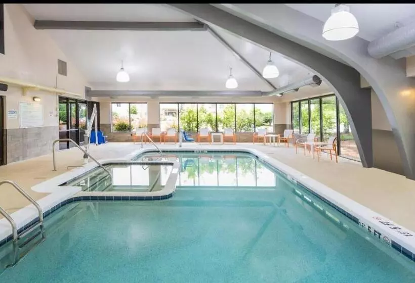 בית מלון כפרי Holiday Inn   Boone   University Area, An Ihg