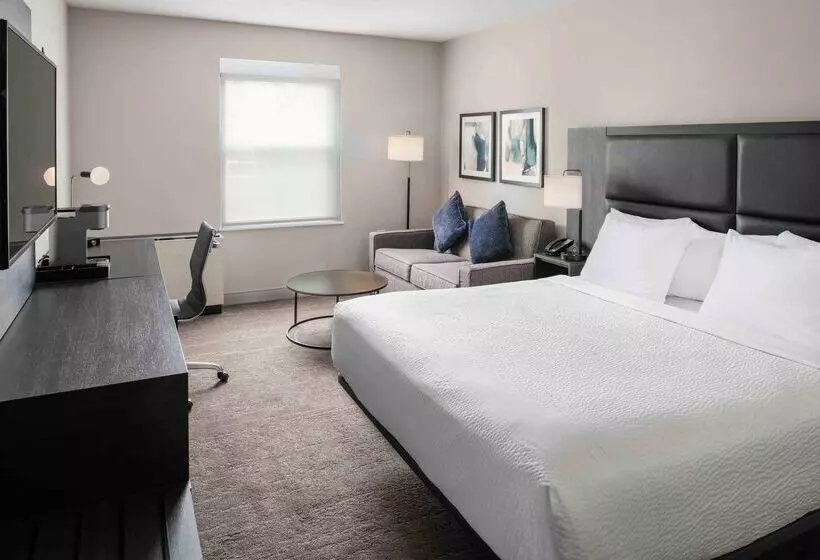 فندق Holiday Inn Express South Burlington Downtown, An Ihg