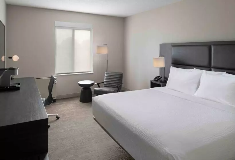 فندق Holiday Inn Express South Burlington Downtown, An Ihg