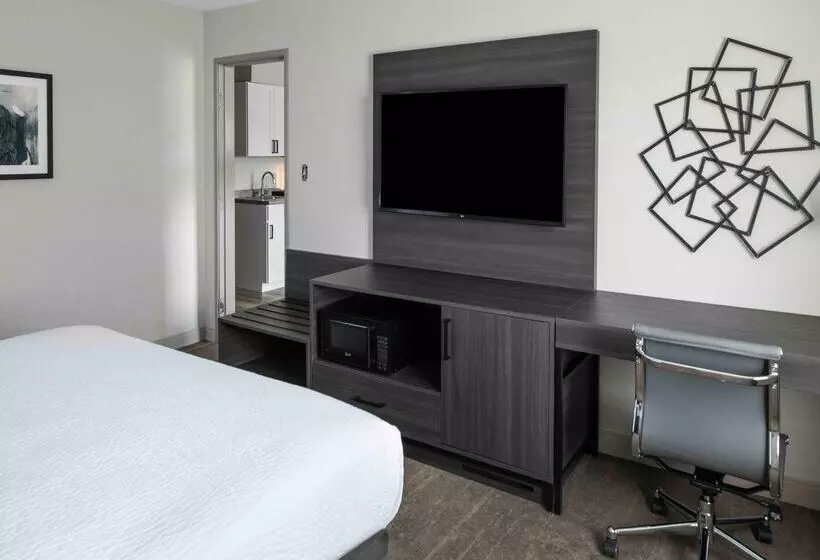 فندق Holiday Inn Express South Burlington Downtown, An Ihg