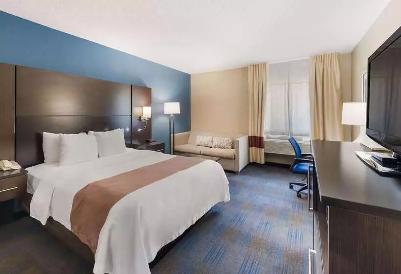 فندق Quality Inn